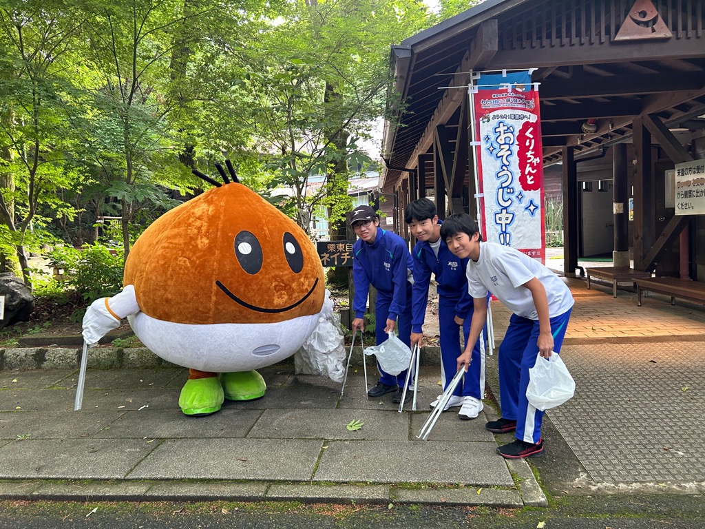 くりちゃんとゴミ拾い