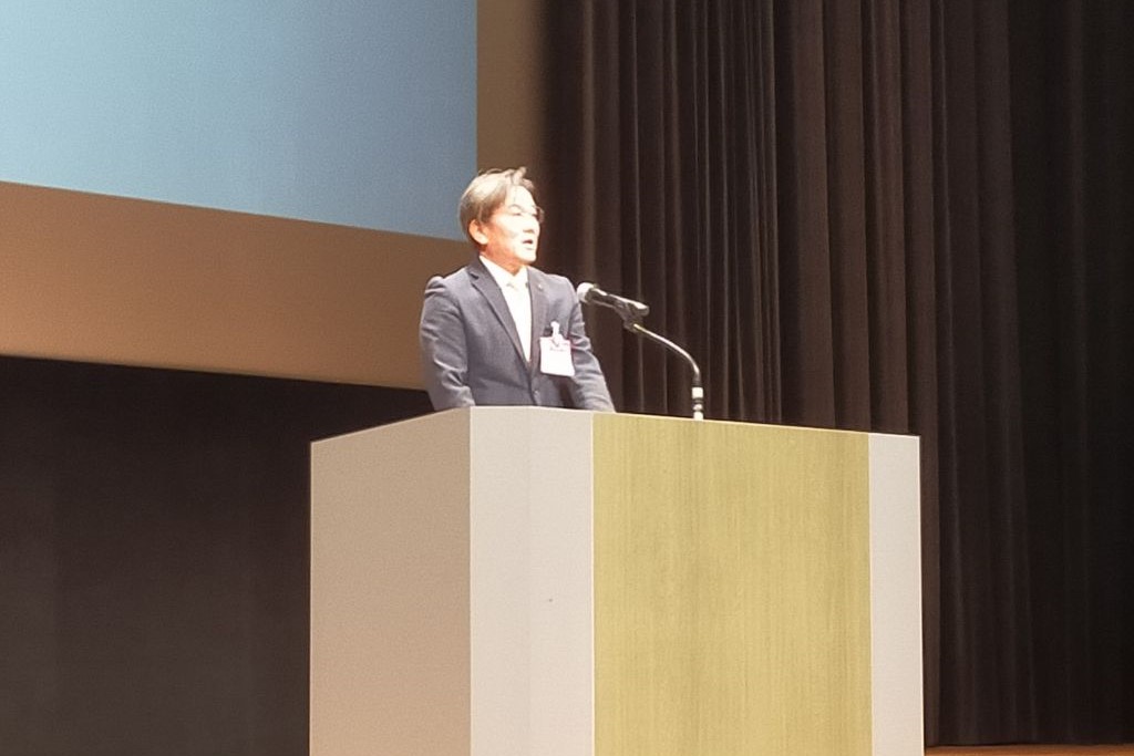 市長が登壇する様子