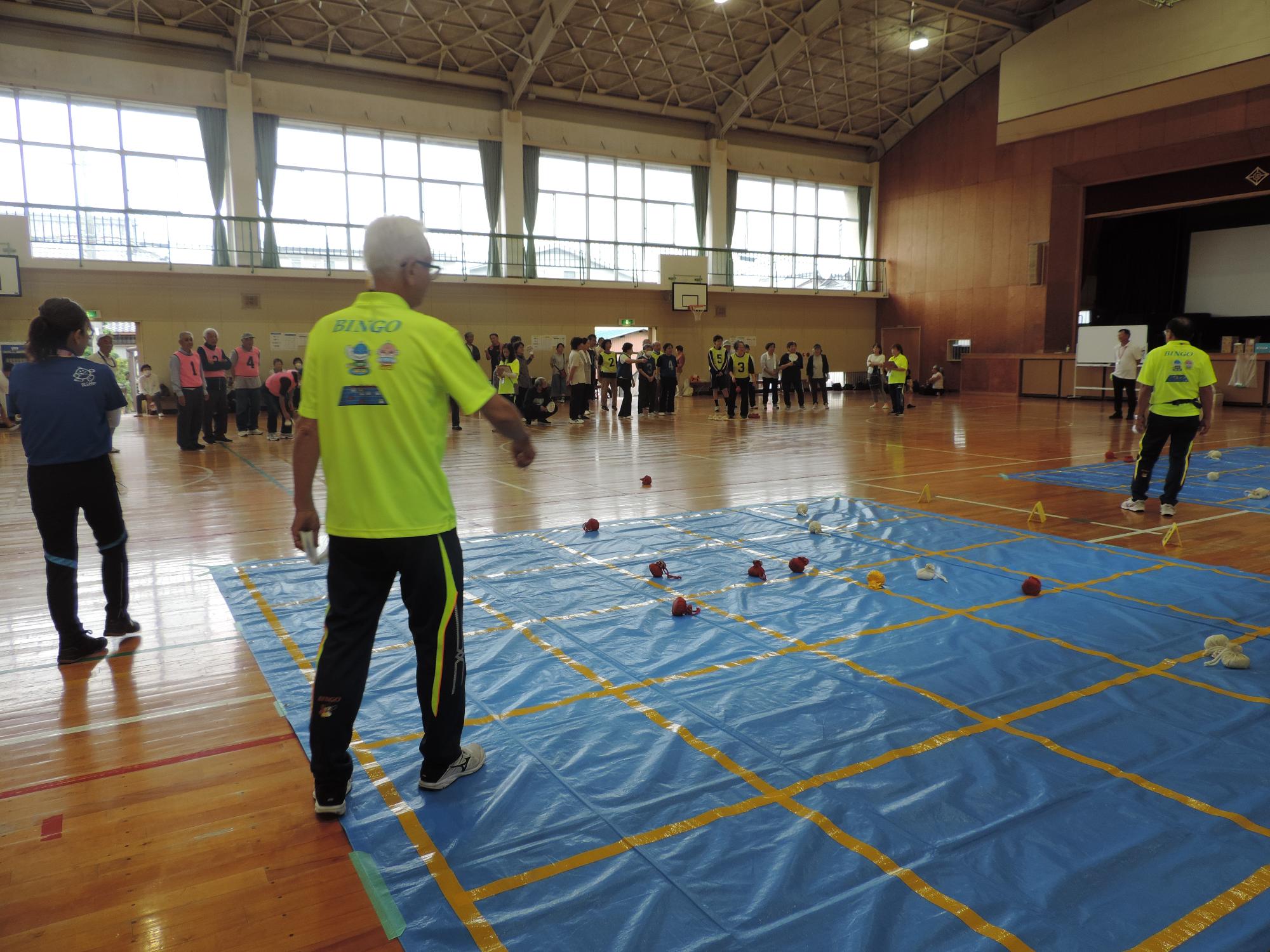 スローイングビンゴ大会100504