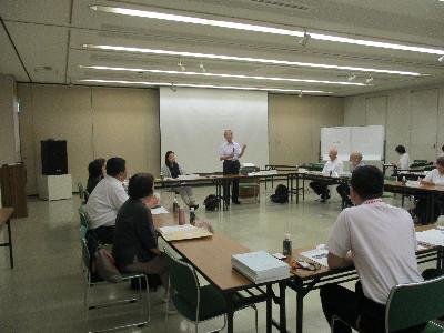 居場所づくりの課題やそれぞれ団体でできることを話し合いました。