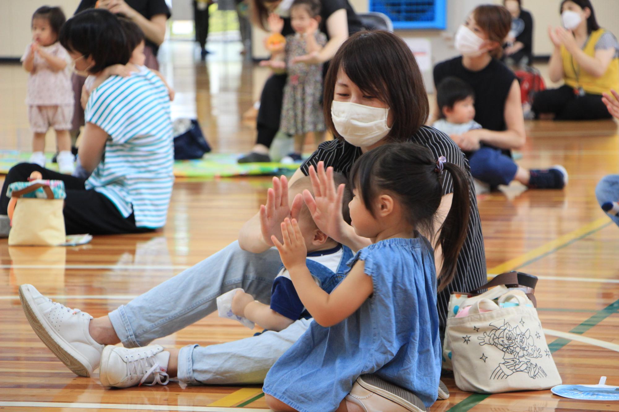 つどいの広場親子2