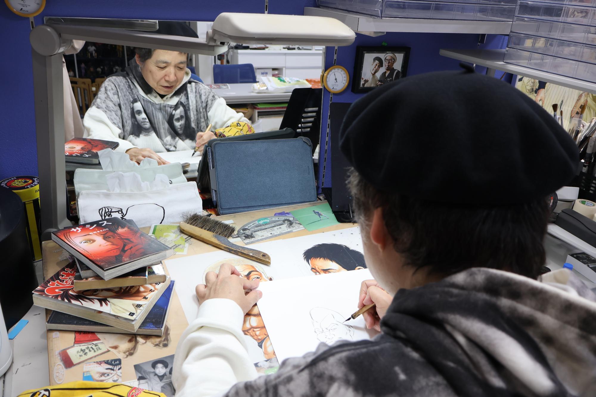 森田さんが制作する様子