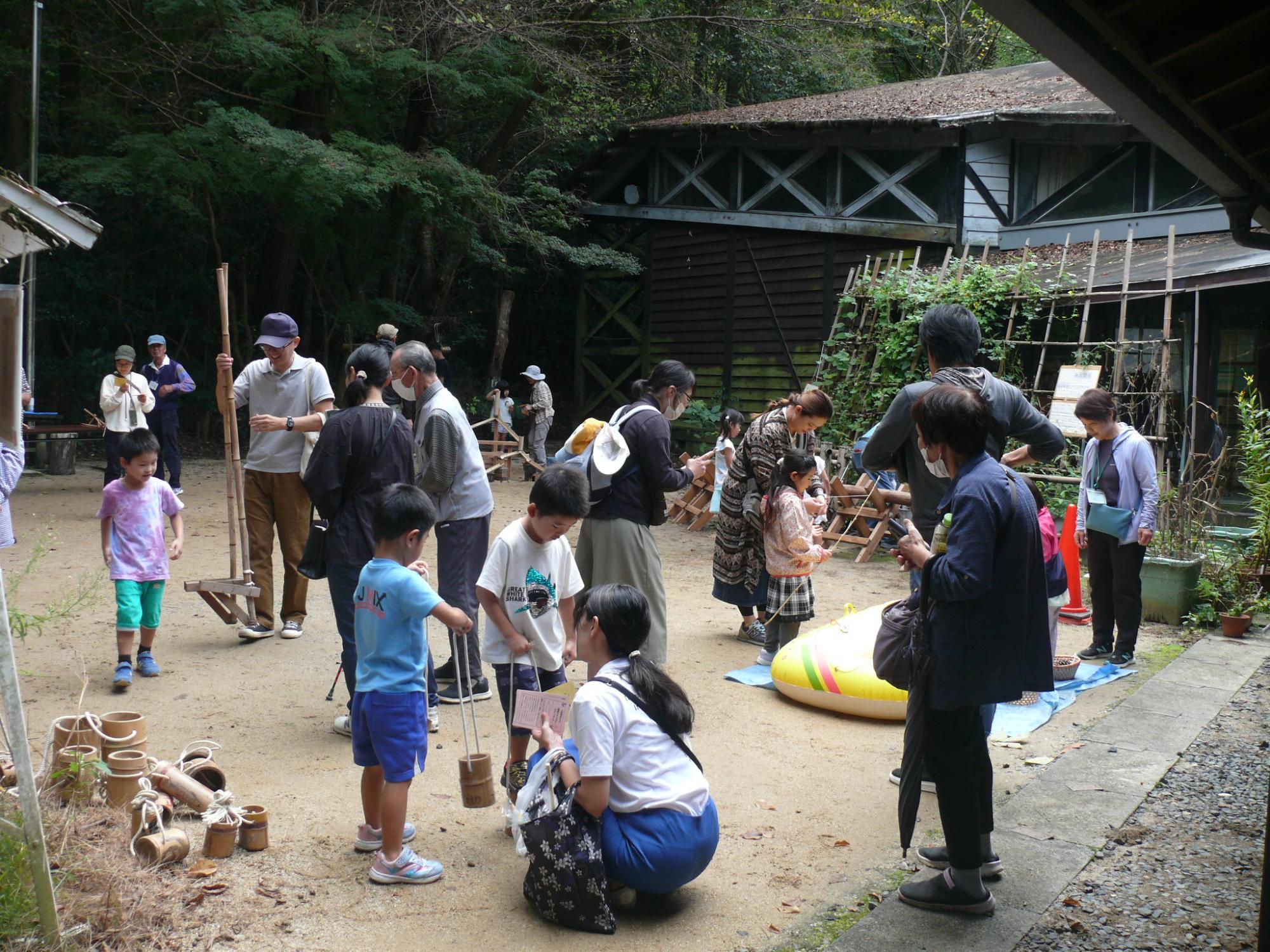 森の秋まつり04