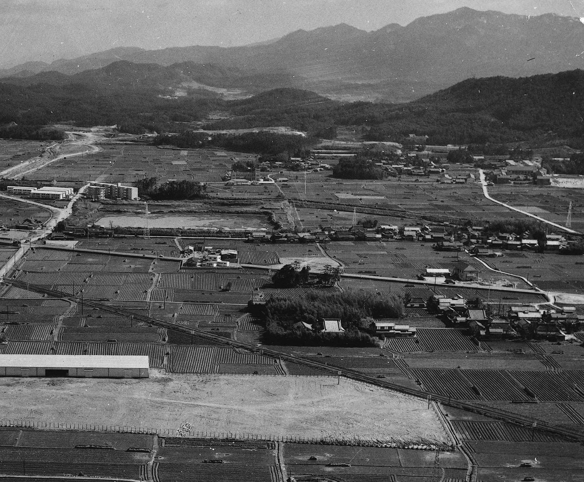 名神高速道路栗東インターチェンジ造成の頃